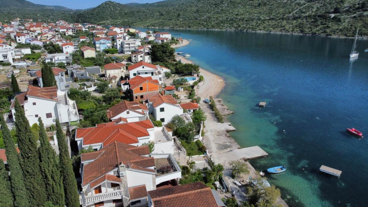 Sunset Beachfront Residence Rogoznica  Exterior foto